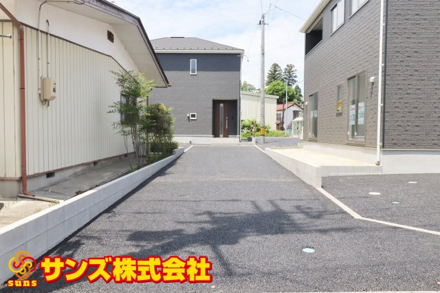 郡山市富田町字町内　　　　2号棟　　　富田小学校、富田中学区の外観
