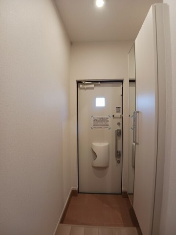 シャノワールＳの玄関