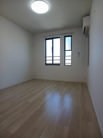 シャノワールＳの洋室
