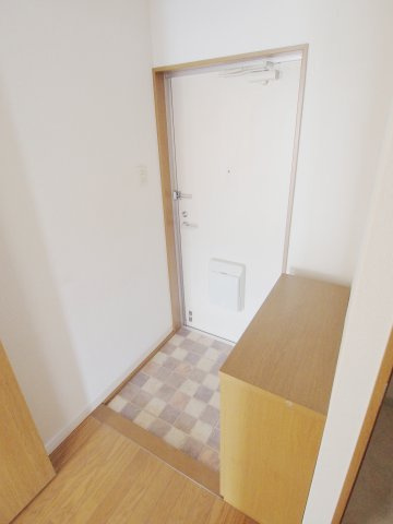 リャノス南本町の玄関