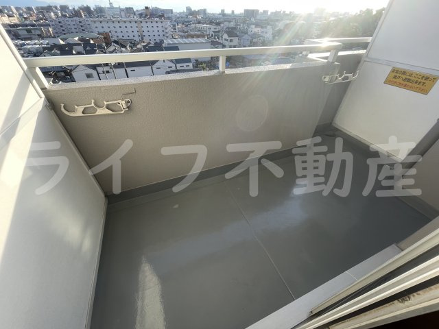 ブルーメンハウスのバルコニー|開放的で明るい空間を演出してくれるバルコニーです