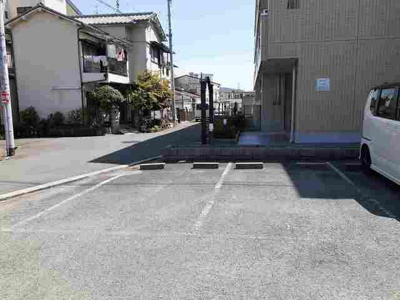 【駐車場】 | メゾンルミエール | 駐車場完備です