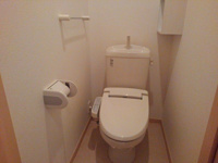 コンパクトで使いやすいトイレです