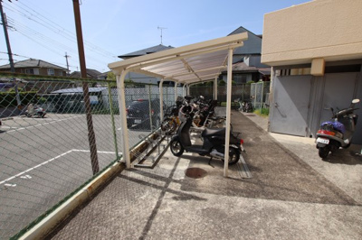 【その他共用部分】 | グランドメゾン津々山台 | 駐輪場