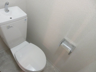 ゆったりとした空間のトイレです