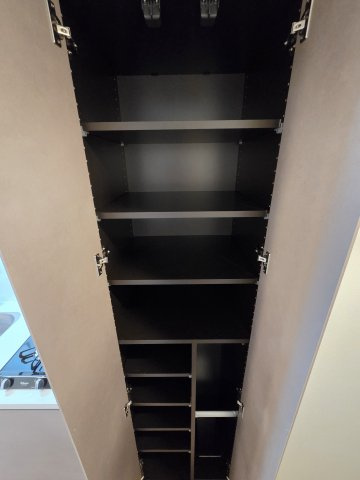 川崎市多摩区長尾４丁目の賃貸マンションの収納