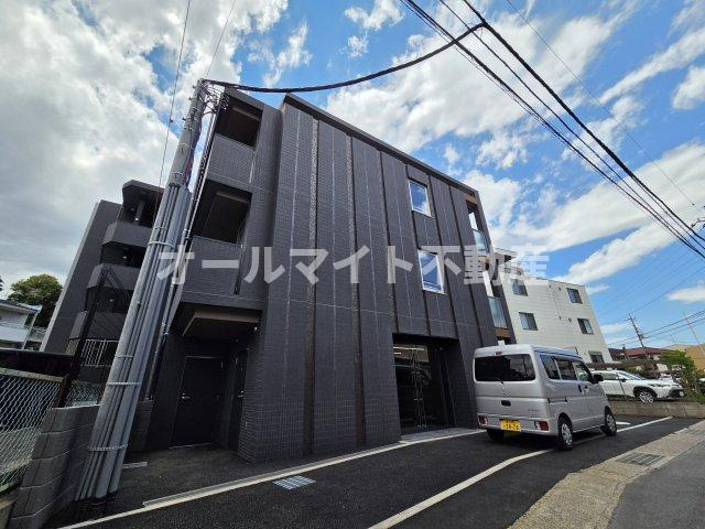 川崎市多摩区長尾４丁目の賃貸マンションの外観