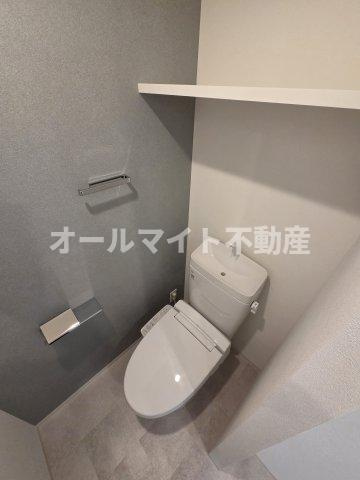 川崎市多摩区長尾４丁目の賃貸マンションのトイレ