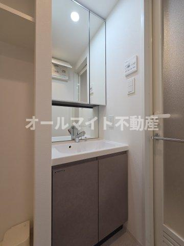 川崎市多摩区長尾４丁目の賃貸マンションの洗面所