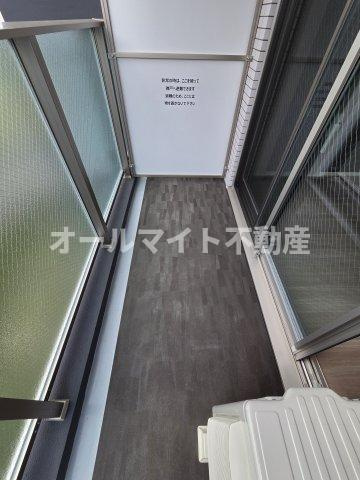 川崎市多摩区長尾４丁目の賃貸マンションのバルコニー