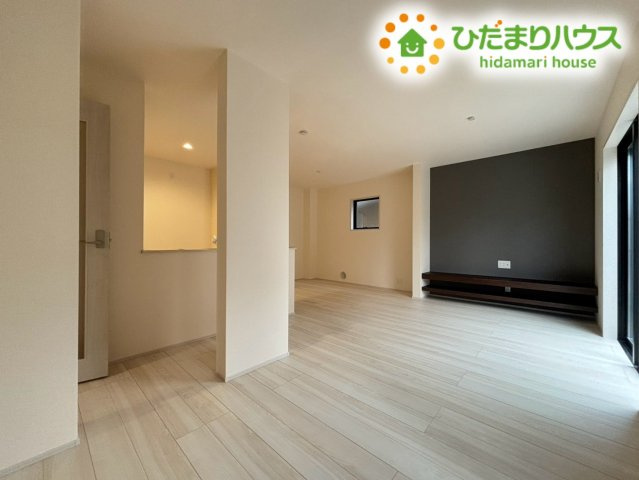 熊谷市別府　第5　新築一戸建て　リーブルガーデン　01の居間・リビング