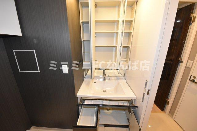 CONOE本町通