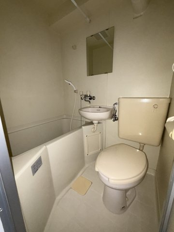 ヒルバレー妙法寺駅前の浴室