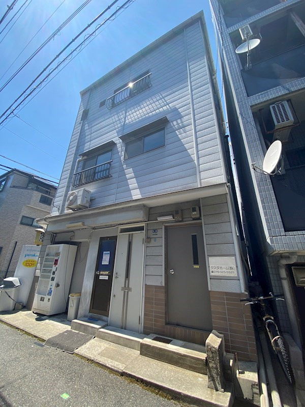 瀧山ビルの外観