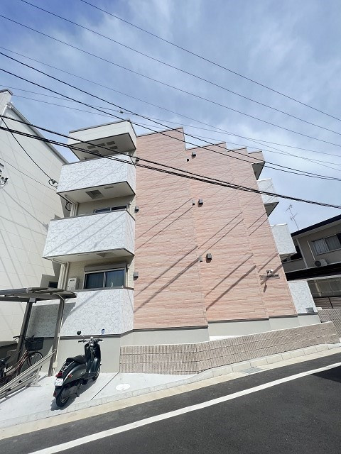 フジパレス阪急園田駅北Ⅲ番館の外観
