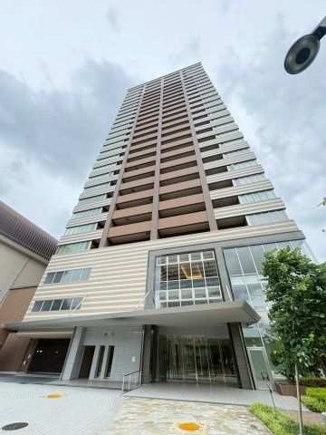 ジオタワー西宮北口の外観