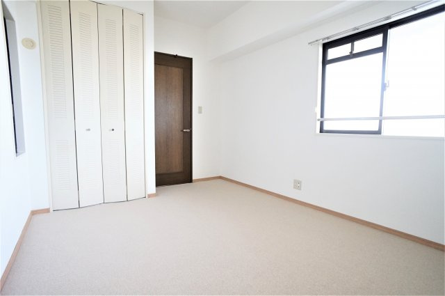 グリーンパーク船橋の寝室|洋室は２部屋です