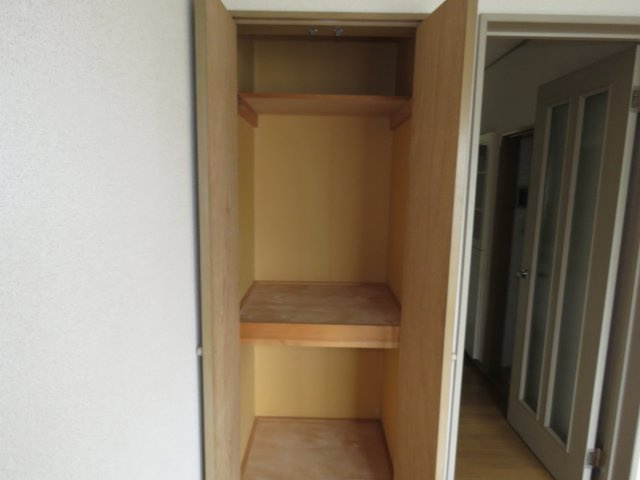 エミネ霞の収納