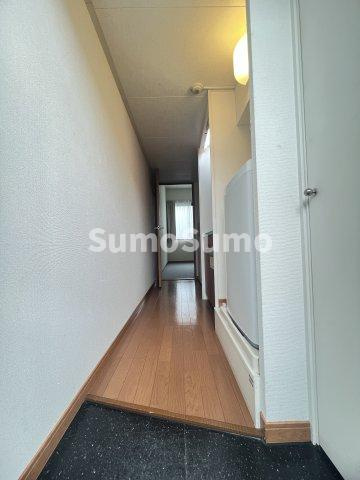 レオパレス浜御影の玄関
