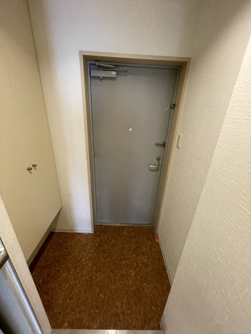アスライフ湊川公園の玄関