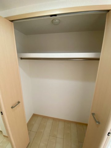 エトワール衣掛の収納
