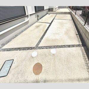 加島新田屋敷戸建の駐車場