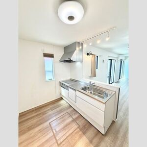 加島新田屋敷戸建のキッチン