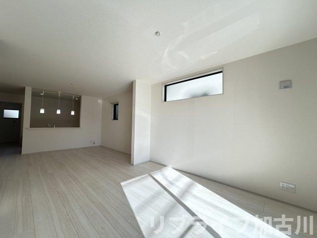 曽根町戸建ての居間・リビング