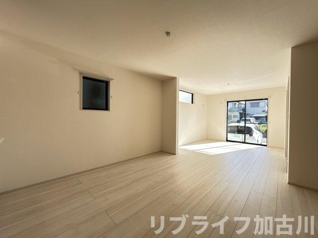 曽根町戸建ての居間・リビング