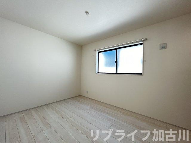 曽根町戸建ての洋室