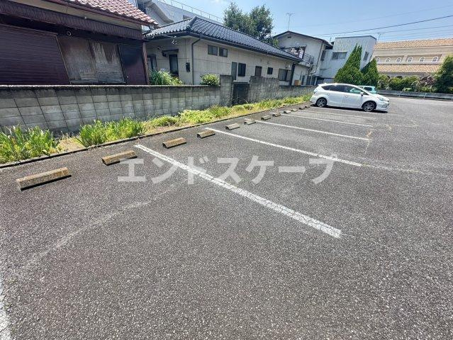 ボナールアークBの駐車場|高崎、前橋のお部屋探しはエンドスケープまで！お客様の理想お聞かせ下さい♪