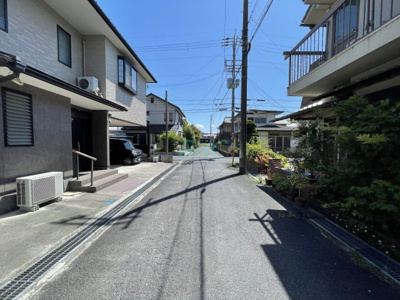 【前面道路含む現地写真】 | 守山市下之郷１丁目　第２全２棟１号棟