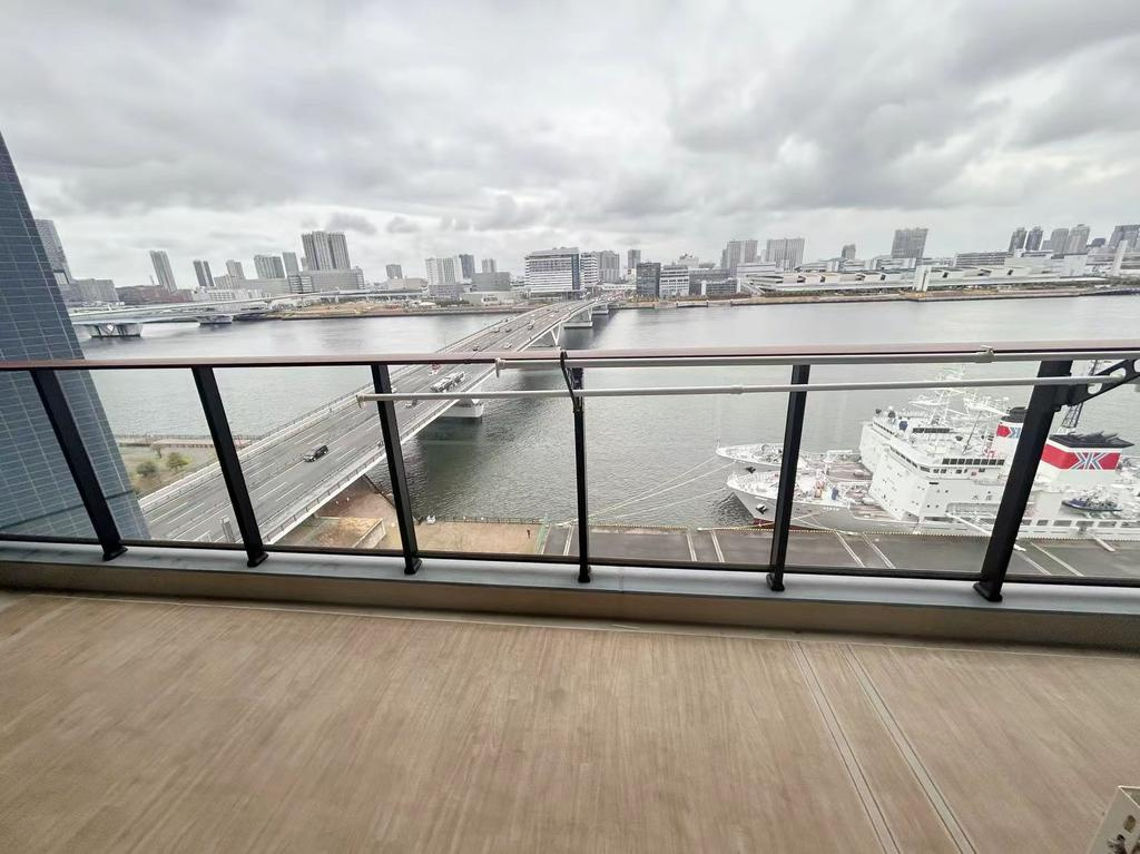 ＨＡＲＵＭＩ　ＦＬＡＧ　ＳＥＡ　ＶＩＬＬＡＧＥ　Ｅ棟の展望