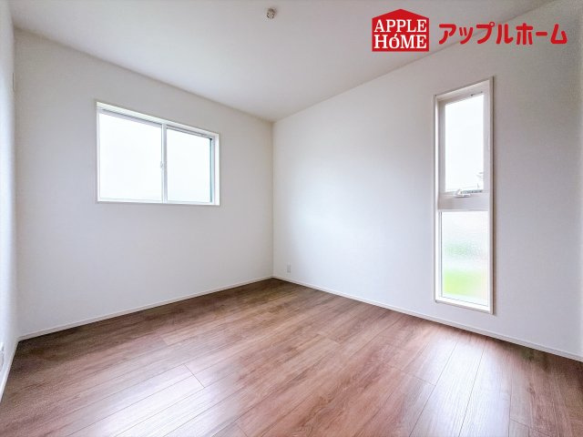 [新築住宅] 坂戸市鎌倉町 全6区画の洋室|２階居室は全室収納あり！たっぷりある収納活用でお部屋もキレイを保てます♪