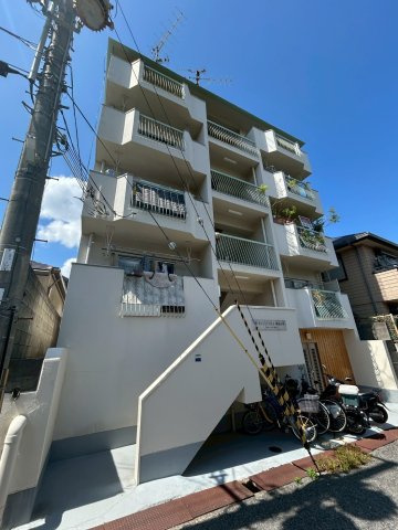 ＢＥＬＬＴＲＥＥ岡本山手の外観