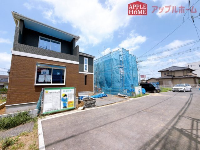[新築住宅] 坂戸市鎌倉町 全6区画の前面道路含む現地写真