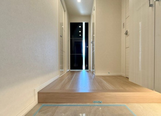 【玄関】 | ルミネ東京ベイフロント