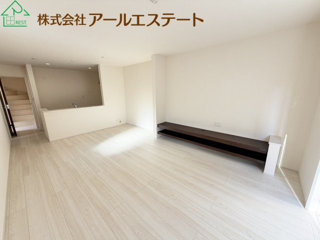 高砂市阿弥陀町北池2期　　新築戸建の居間・リビング