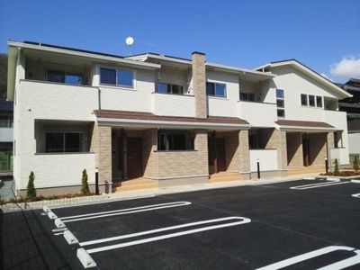【外観】 | ブラウベルク青山 | 外はこのようになっています
