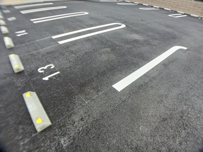 【駐車場】 | グランベッセルⅢ | 車をお持ちの方に嬉しい駐車場付きの物件です