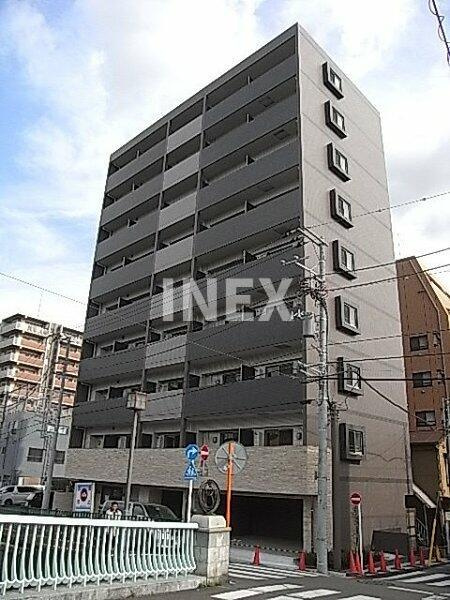 横浜市南区日枝町１丁目の賃貸マンションの外観
