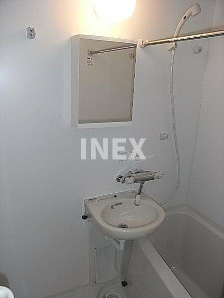 横浜市南区日枝町１丁目の賃貸マンションの浴室
