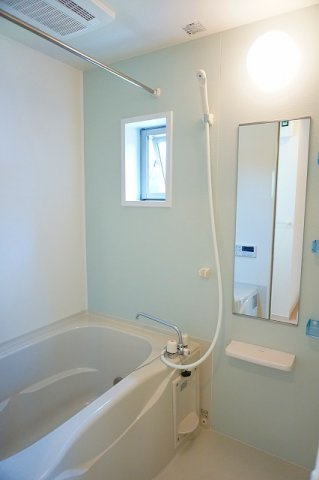 ハイグレイス１番館の浴室|お風呂です