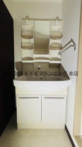仲介手数料0円！ユニーブル薬師山の洗面所