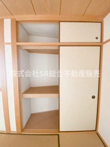 菱屋東1丁目中古戸建の収納|たっぷりとした収納スペースです