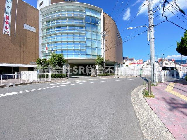 菱屋東1丁目中古戸建の前面道路含む現地写真|消防署がすぐ近くです！