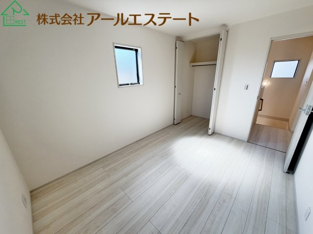 高砂市阿弥陀町北池2期　　新築戸建の洋室