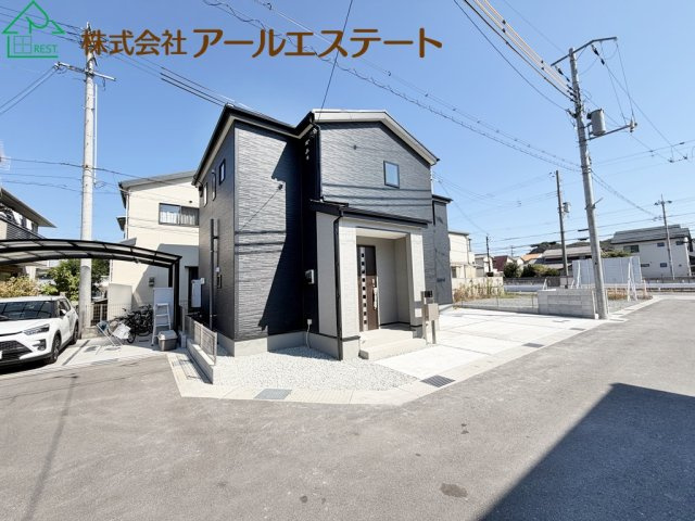 高砂市阿弥陀町北池2期　　新築戸建の前面道路含む現地写真