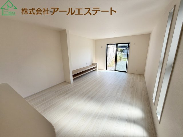 高砂市阿弥陀町北池2期　　新築戸建の内装