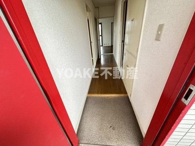 【玄関】 | メゾンドK中央林間 | 画像は別部屋でリフォーム・クリーニング中のものです。現況優先。